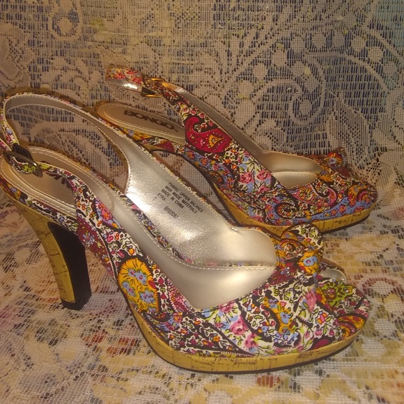 NWOT Bongo Paisley Slingback Heels with Peep Toes - Picture 5 of 7